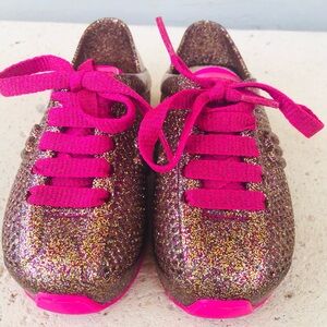 Mini Melissa Glitter Gold and Pink Hot Pink Laces Jelly Sneakers Size 8 Toddler